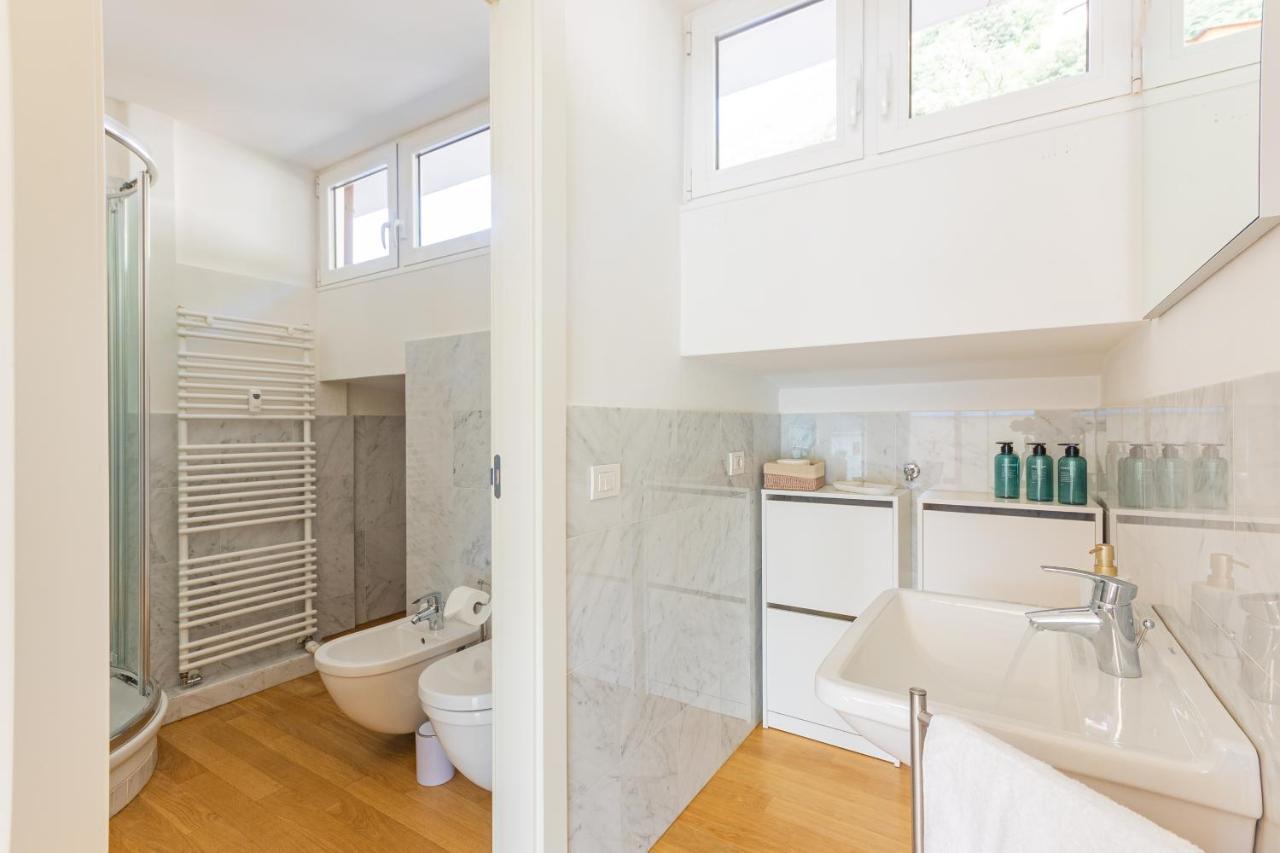 Casa Elea_ Panoramic Attic In City Center Campione dʼItalia Zewnętrze zdjęcie