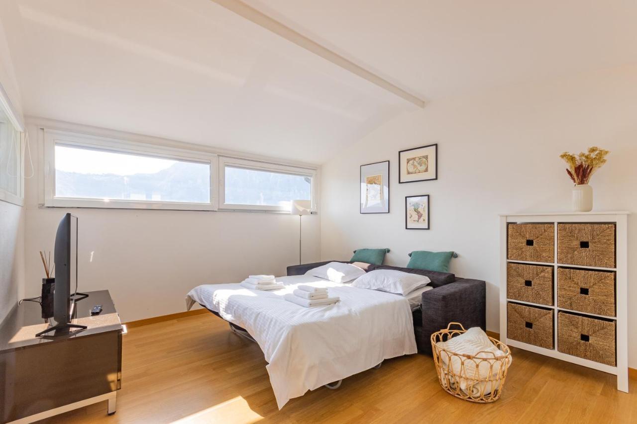 Casa Elea_ Panoramic Attic In City Center Campione dʼItalia Zewnętrze zdjęcie